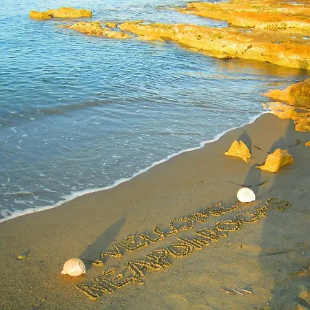 Neapoli Lägenhetshotell