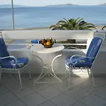 Ξενοδοχείο με διαμερίσματα Neapoli Neápolis
