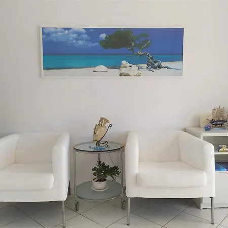 Neapoli 公寓式酒店