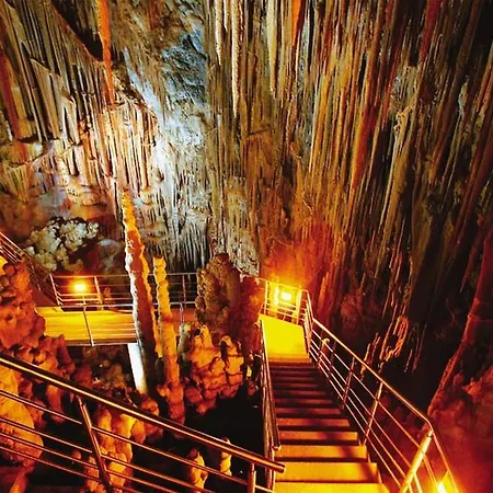 Neapoli Неаполис