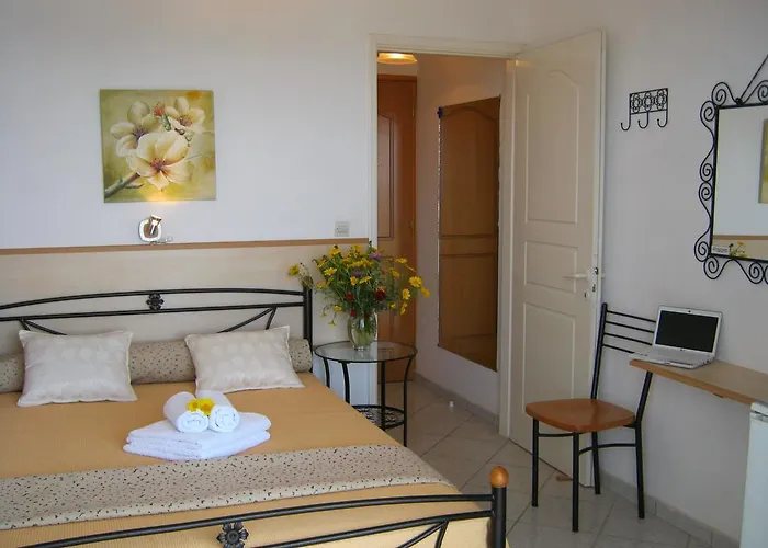 Neapoli Apartmanhotel 4*